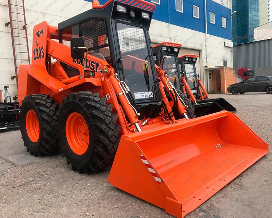Мини-погрузчик LOCUST L1203